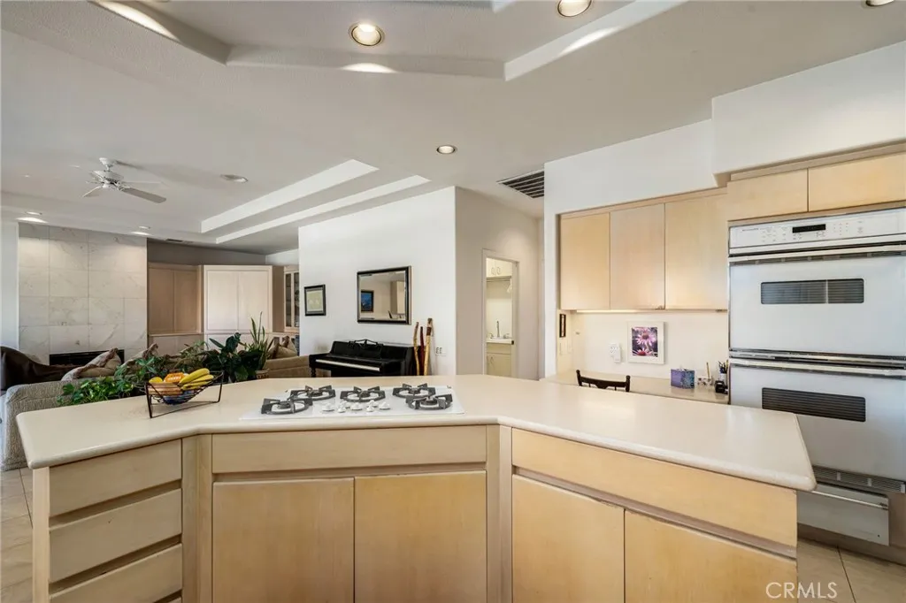 134 Vista Oro, Palm Desert, California 92260 home-pic-11